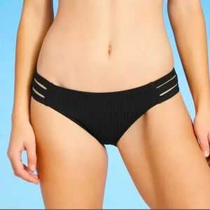 ✨SHADE & SHORE STRAPPY SIDE CHEEKY BIKINI BOTTOM✨ NWT